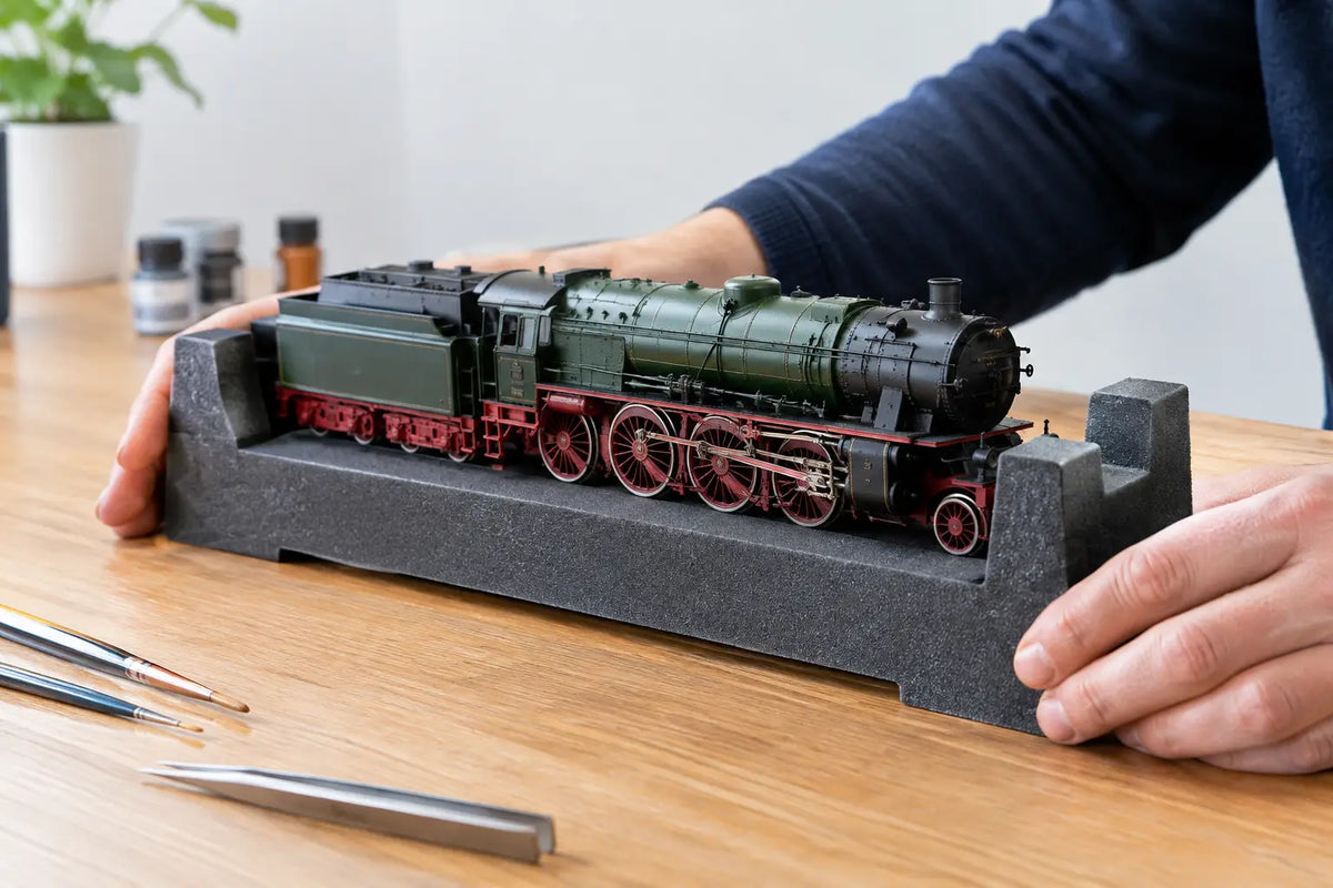 How to Use a Locomotive Cradle for Modelling