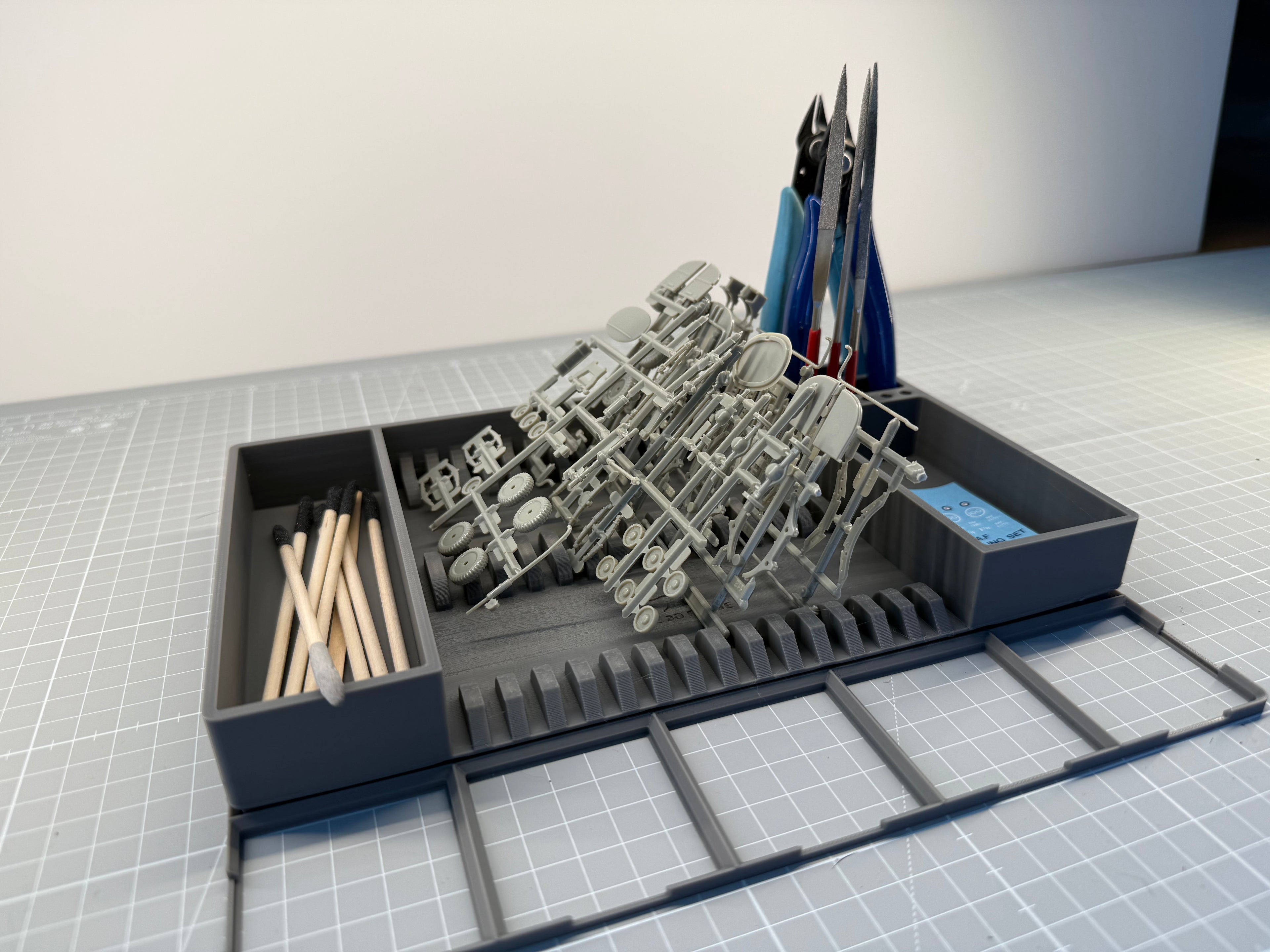 Sprue, Parts & Decal Station | Modular Workbench Organiser with Free Base