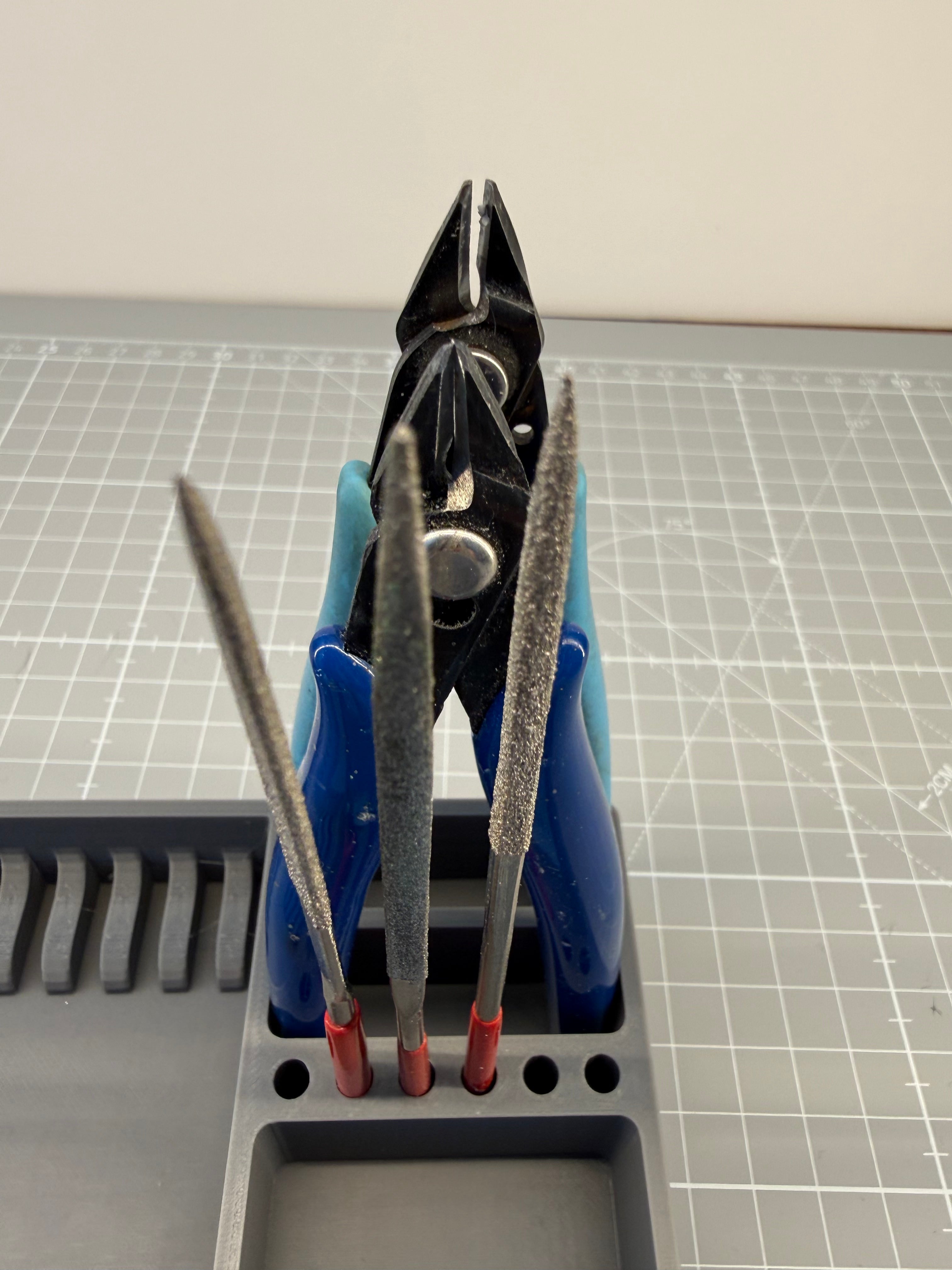 Sprue, Parts & Decal Station | Modular Workbench Organiser with Free Base