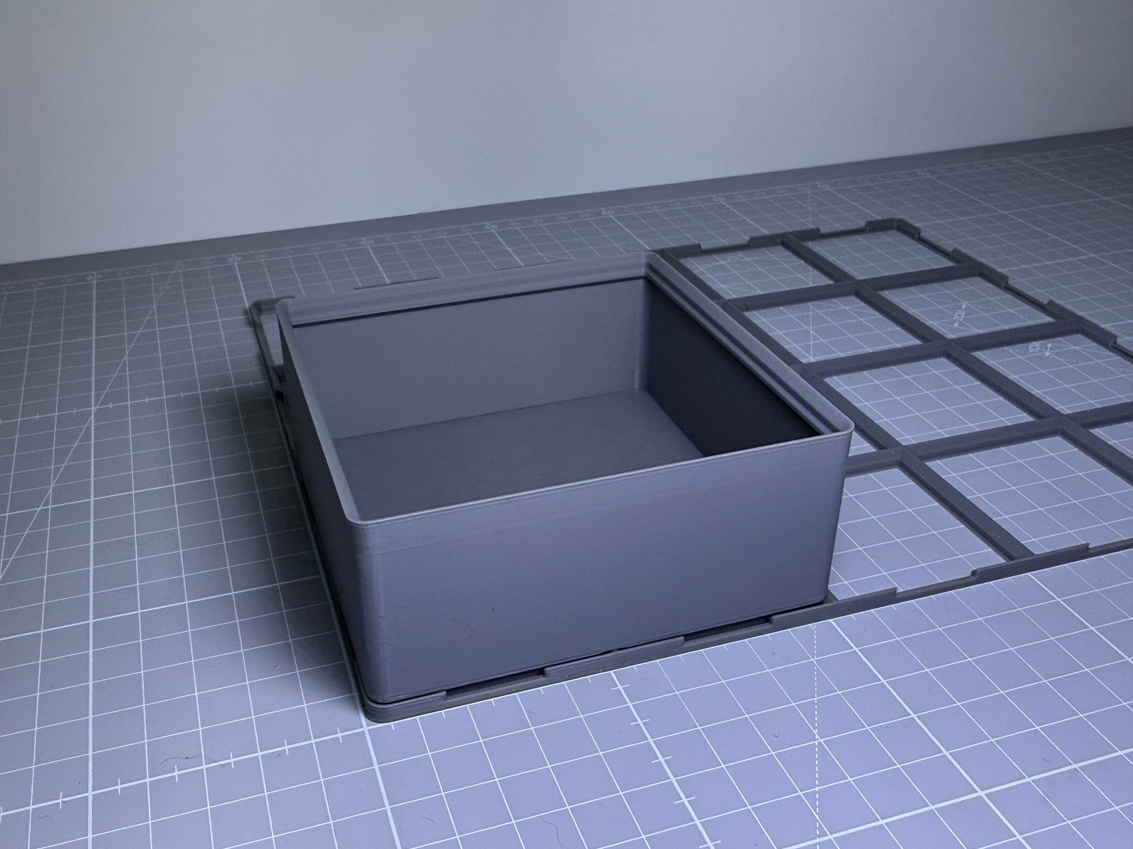 Stackable 3D Printed Bins 100x100 + FREE Base - Model Desk Organiser