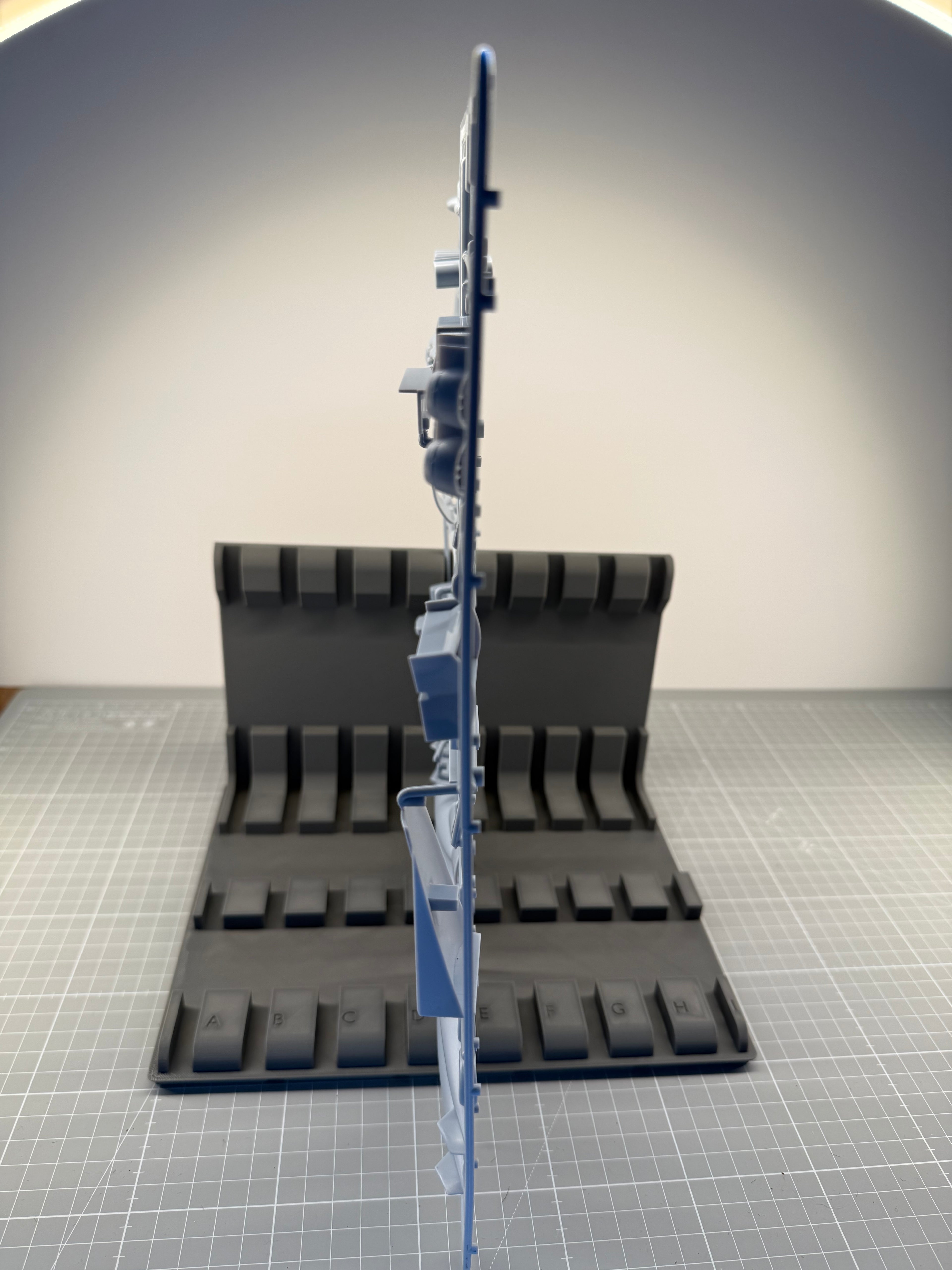 XL Sprue Organiser | Modular Workbench Organiser with Free Base
