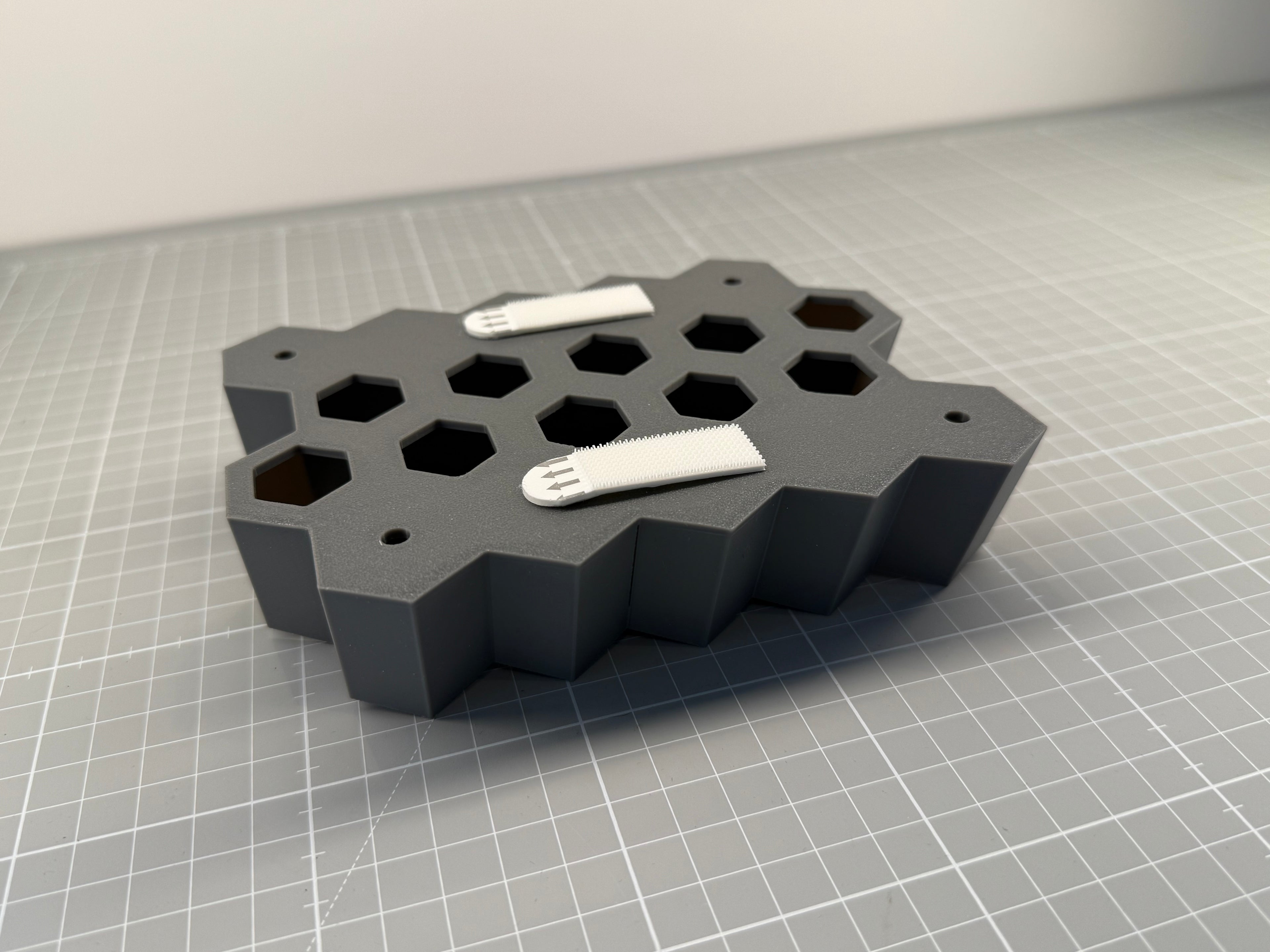 Hex Wall Paint Dropper Bottle Holder | Army Painter, Vallejo, AK and Hataka