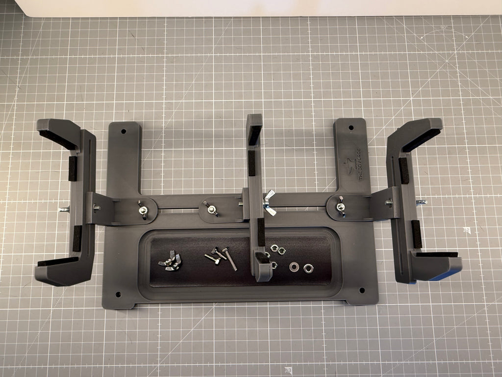 Pro Locomotive Maintenance Cradle with Magnetic Parts Tray - O / OO/HO Gauge